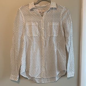 Loft Dot Button Up